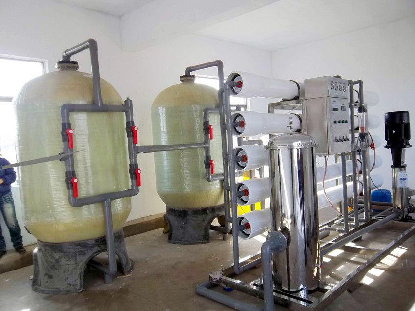 10吨每小时大型反渗透纯净水设备