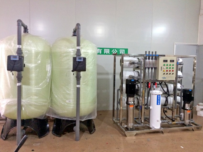 2.5T/H反渗透纯化水设备,全自动反渗透水处理设备