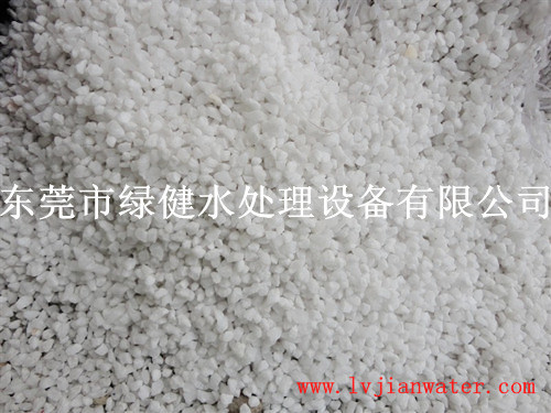 精致石英砂,净水处理设备过滤专用石英砂,水处理设备滤料更换
