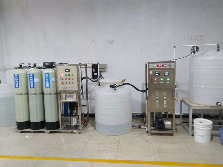工业去离子水处理系统,洗衣液用1吨/小时反渗透去离子水设备